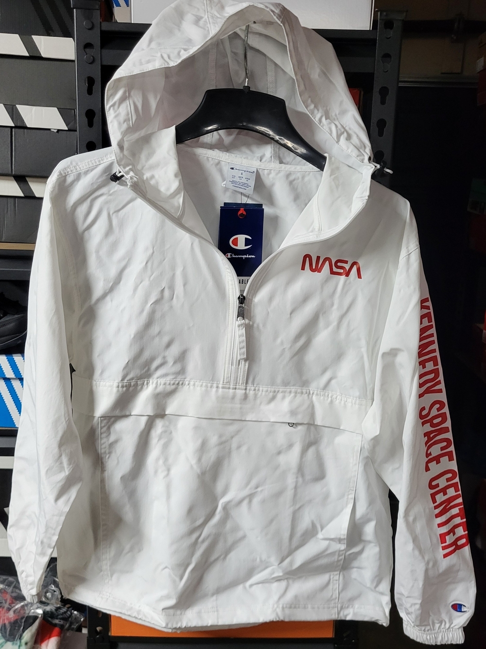 *NEW* NASA Kennedy Space Center Champion Windbreaker Size Small with Tags
